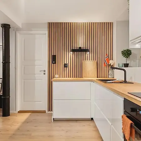 New! Modern And Comfy Apt! * Берген